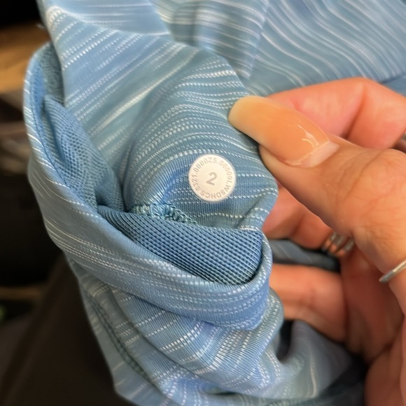 *Sold* Lululemon Power Thru HR Leggings - Picture 7 of 7